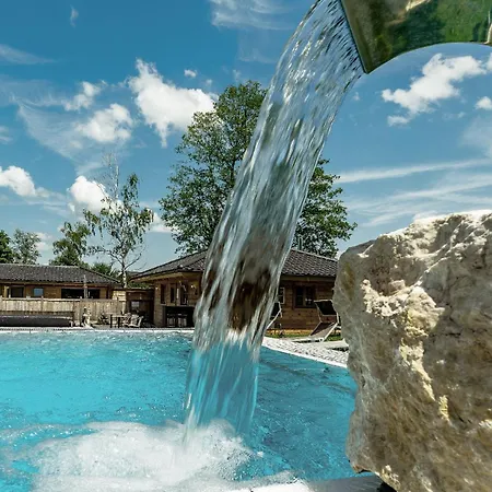 Wellness Mit Whirlpool Und Sauna Bei Salzburg Und Berchtesgaden Appartamento