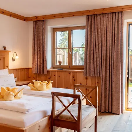 Wellness Mit Whirlpool Und Sauna Bei Salzburg Und Berchtesgaden Appartamento